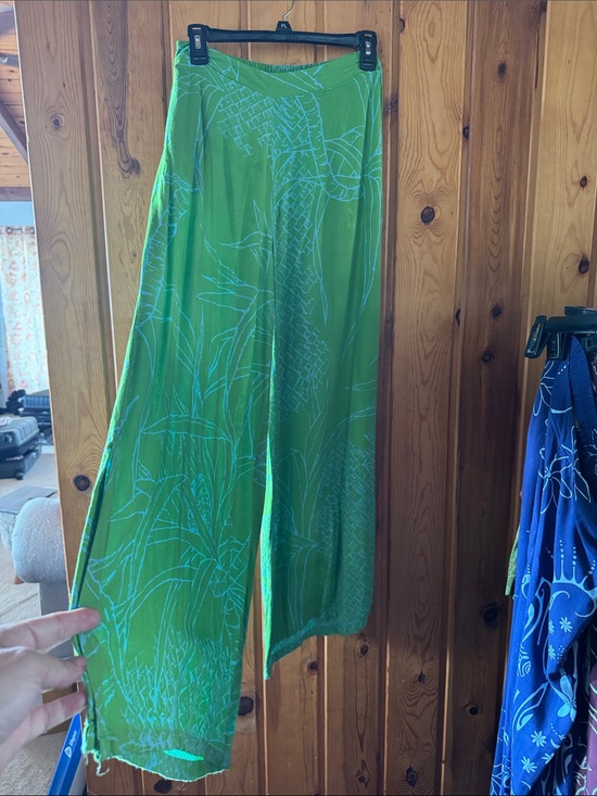 Wahine Toa Design Pants - Wahine Toa Women's Wide Leg Green Printed Pants with baby blue lauhala  print